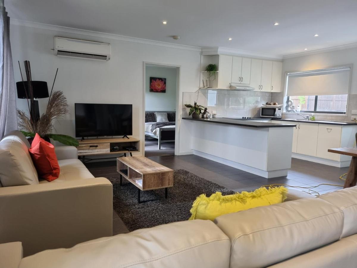 Island Cove Villas كاوز المظهر الخارجي الصورة
